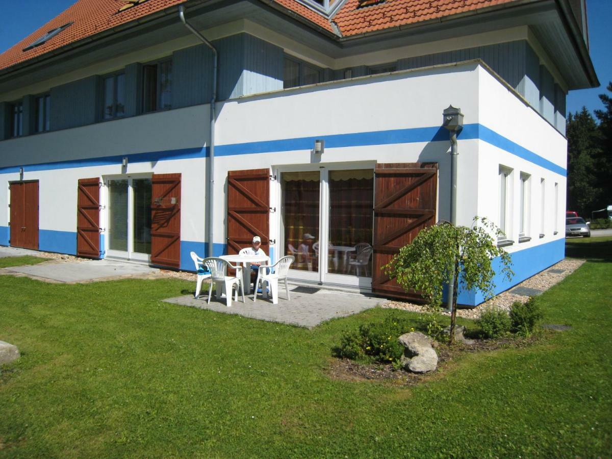 Ferienwohnung Apartman Riviera Lipno nad Vltavou Exterior foto